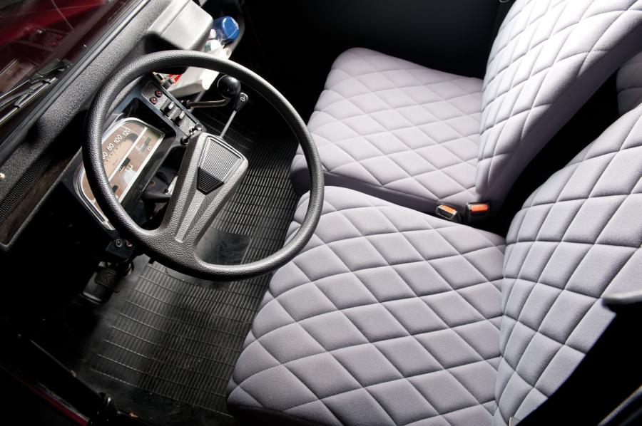  Citroen 2CV6 Charleston 1991 года  (фото 6 из 8)